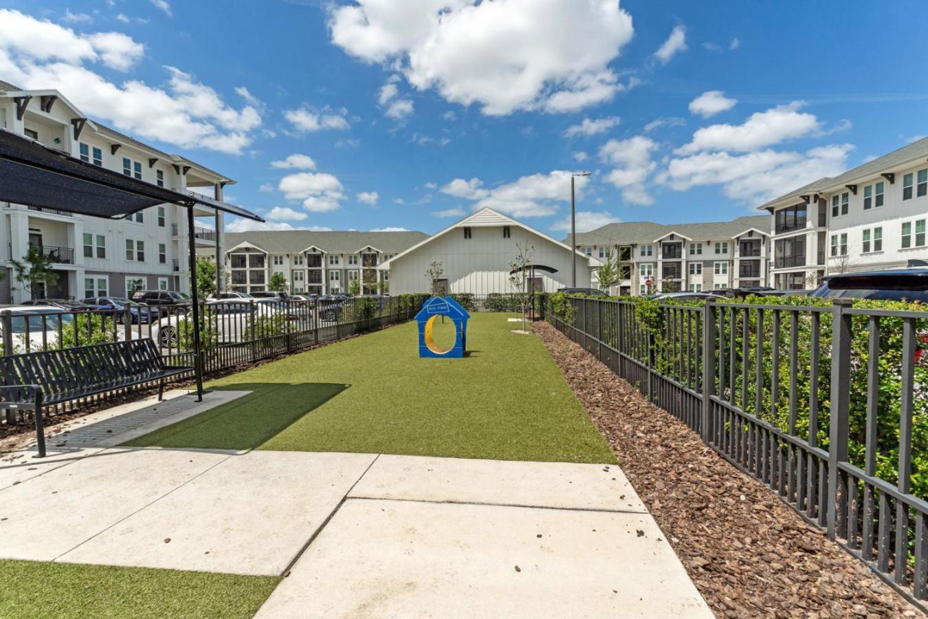 Sunny 2-Bed Oasis Pool And Gym In Apollo Beach Exterior foto