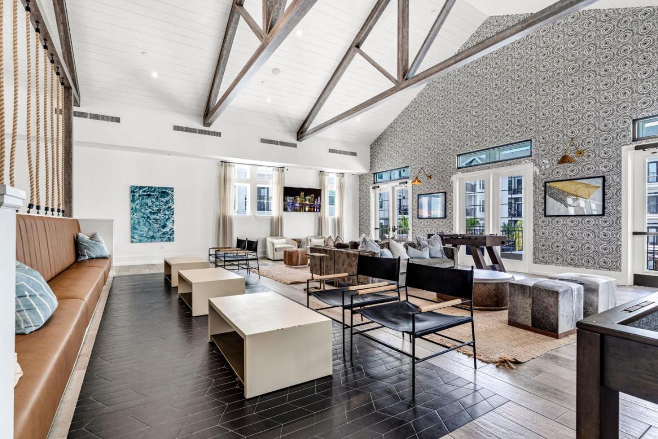 Sunny 2-Bed Oasis Pool And Gym In Apollo Beach Exterior foto